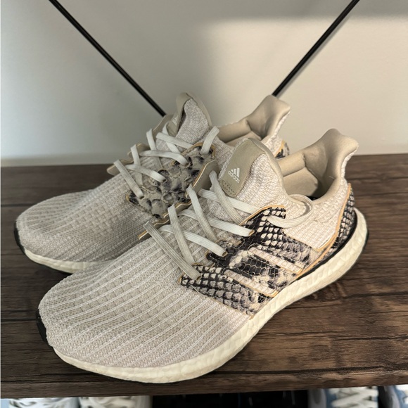 Adidas UltraBoost DNA Animal Pack- Python - Picture 3 of 6